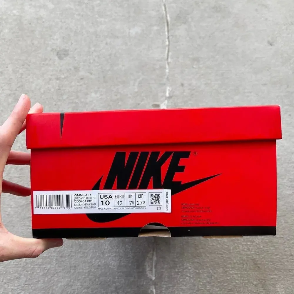 Jordan 1 Retro High Sliver Toe Sneakers